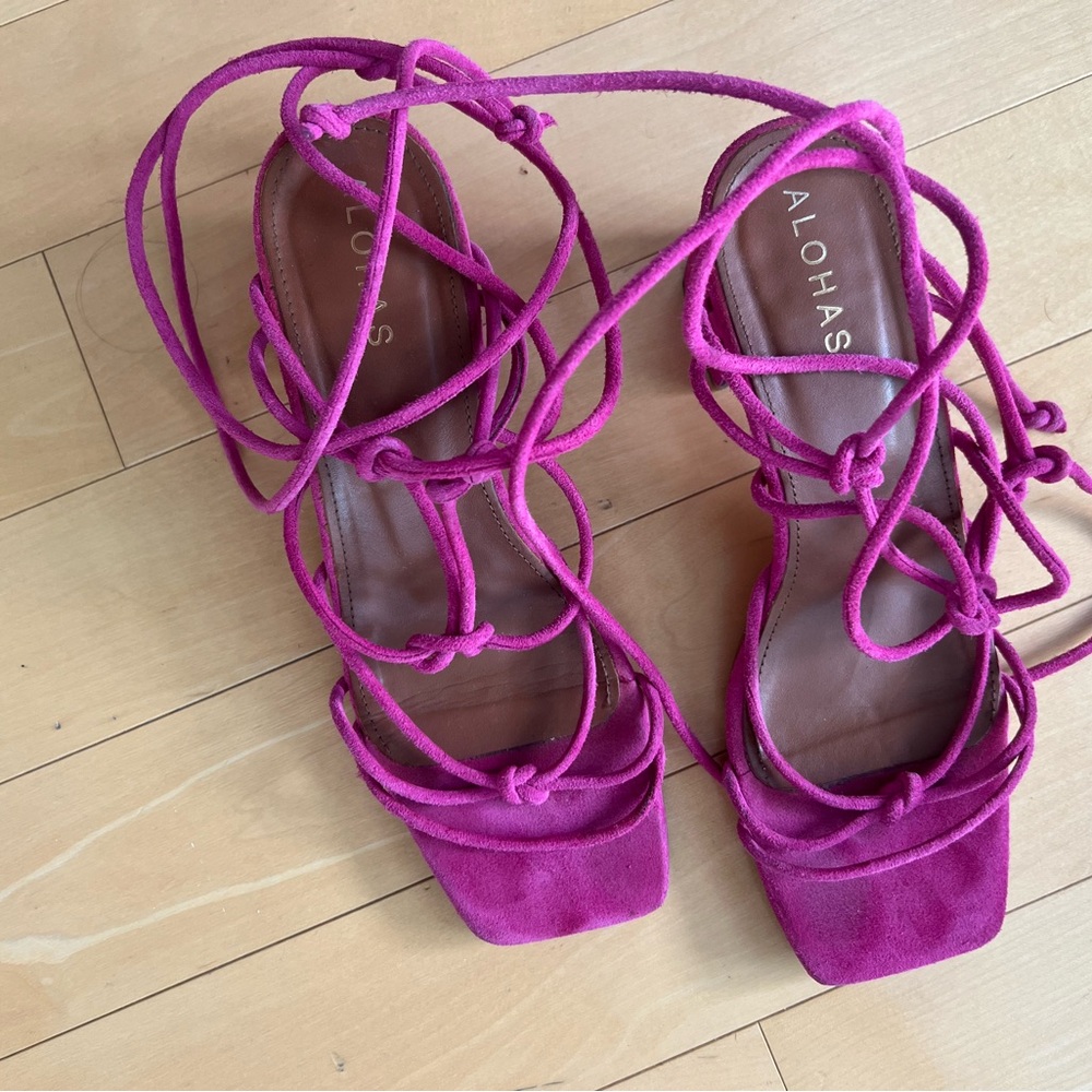 ALOHAS Fuchsia Suede Wrap Sandals